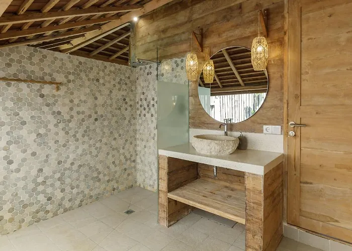 ベッド・アンド・ブレックファスト 2 Bdrs In Bingin - 2bathrooms Per